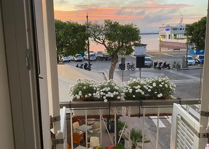 Laura & Gianni Apartment